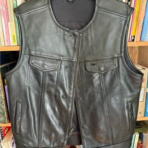 Men’s Black Leather Motorcycle Vest